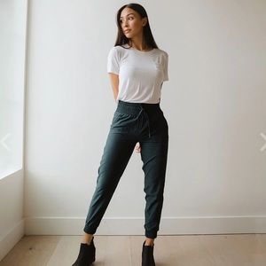 Albion Fit Destination Jogger